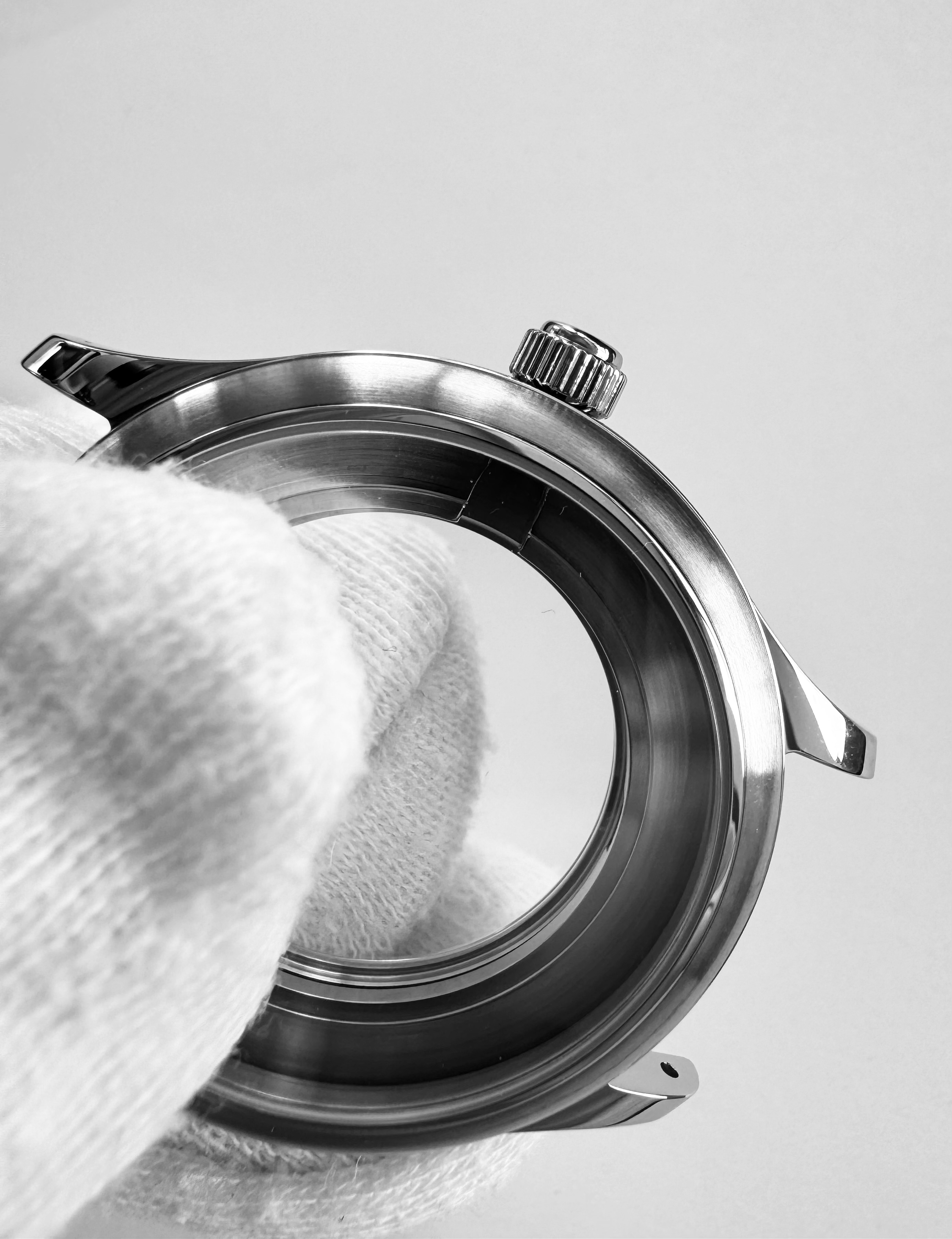 37mm / polished + brushed