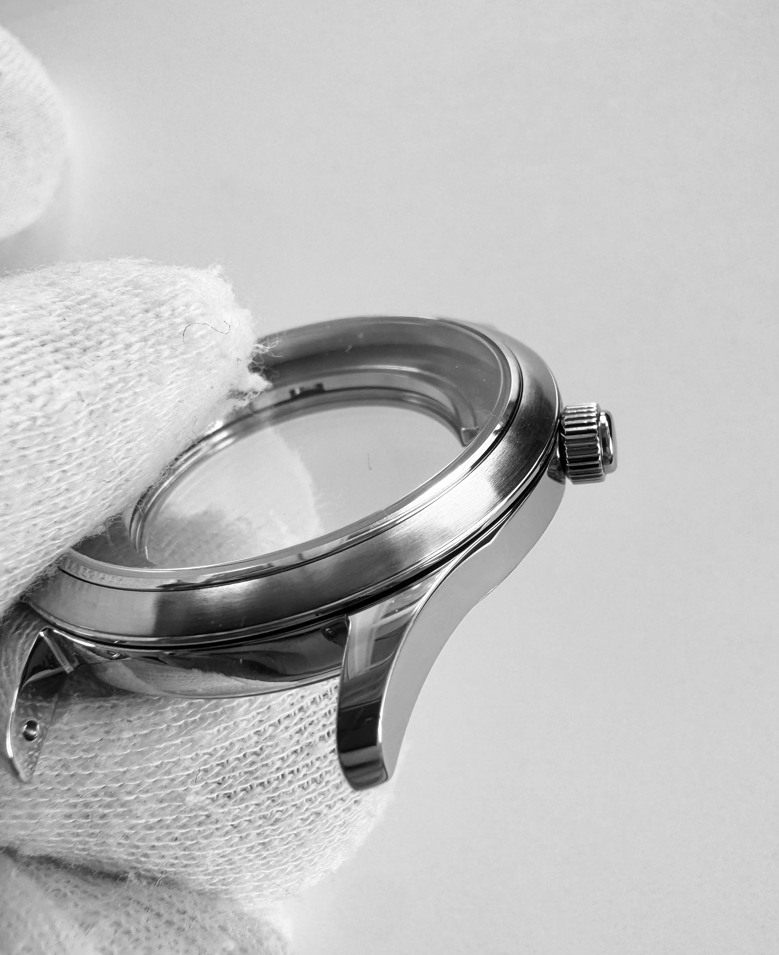 37mm / polished + brushed
